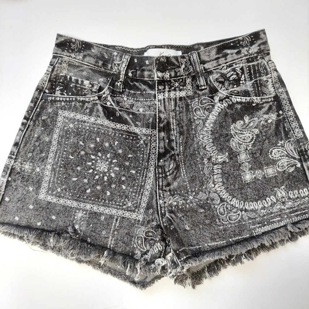 KanCan Womens Denim Shorts Black Paisley Print Frayed Hem Sz 3 25 Boho Festival